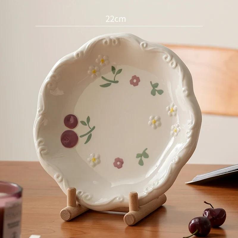 Light Luxury Relief Ceramic Plate Sweet Lovely Dessert Salad Plate Delicious Dishes Dining Plates Exquisite Tableware Rice Bowls