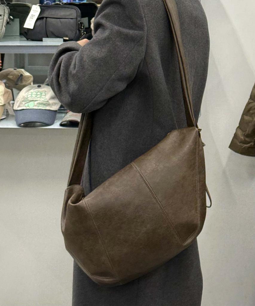 Wmc Wrinkle Hobo Bag_Brown