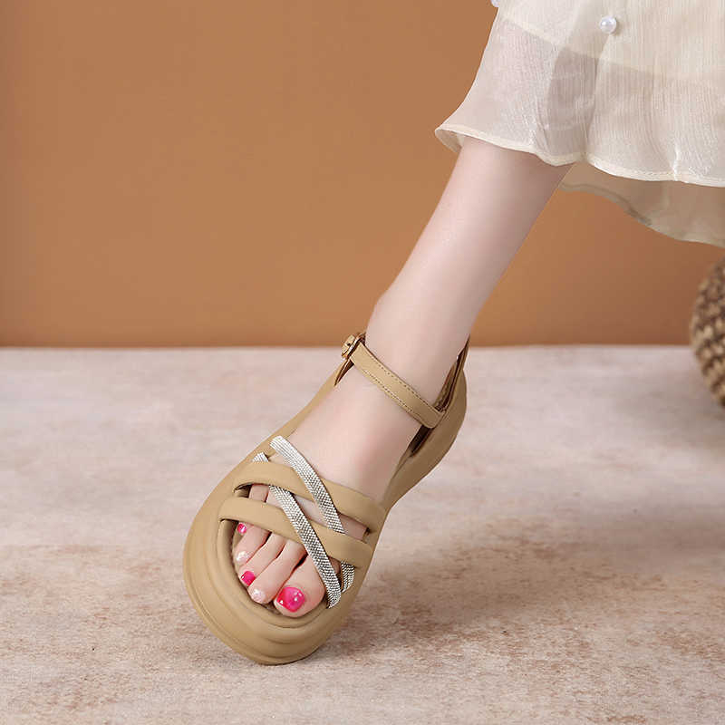 Fashion Anti-skid Round Foot Woman Summer Sandals Luxury Slippers Woman Shoes Indoor Basketball Basket Sneakers Sport 0