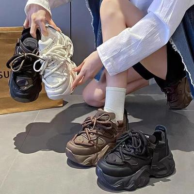 Chaussures de Papa Printemps Nouvelles Rétro Augmentant la Hauteur Mode Semelle Épaisse Sport Décontracté Polyvalent Niche Ins Mode