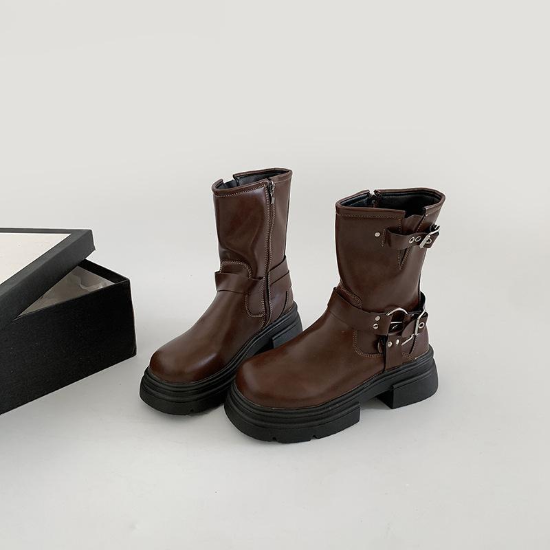 

Модный темперамент, высококачественные ботинки Martin на толстой подошве для женщин, новые летние ботинки 2025 года, увеличивающие рост, и тонкие короткие ботинки в британском стиле 39 коричневый