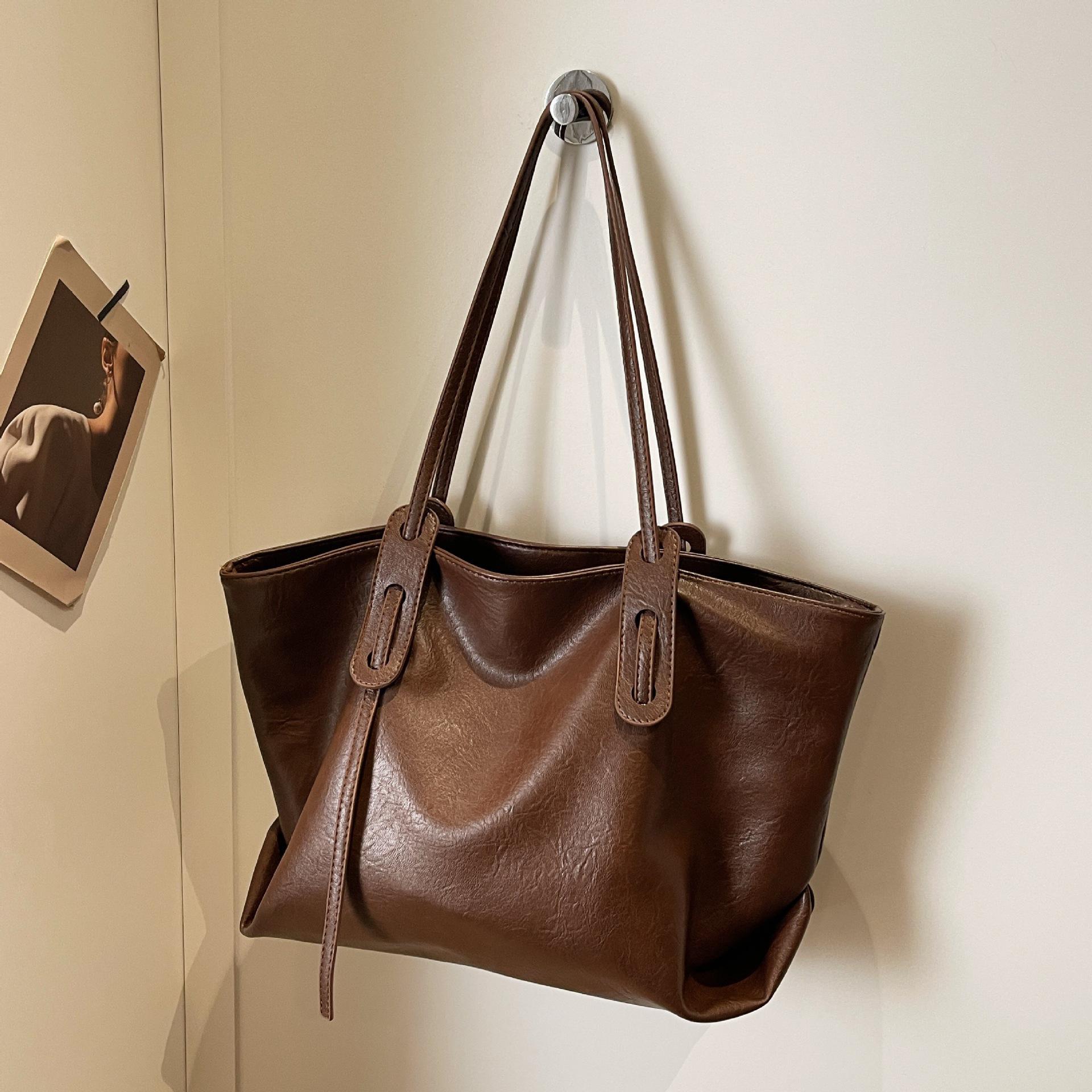 

2024 Women s Trendy Large-Capacity Crossbody Shoulder Tote чёрный