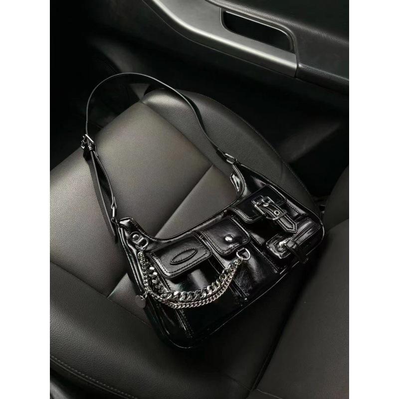 Niche Vintage Hong Kong-Style Patent Leather Motorcycle Shoulder Bag for Millennial Hot Girls