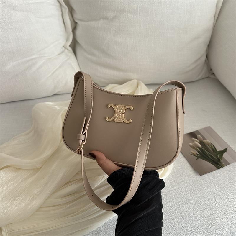 

Модная сумка на одно плечо подмышку Новый стиль Модный нишевый дизайн Высоко выглядящая женская сумка Сумка-подмышка Женская