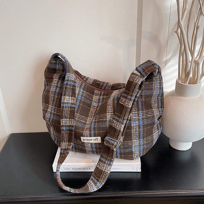 Retro Ctrast Color Plaid Women Woolen Crossbody Bags Versatile Ladies Shoulder Underarm Bag Large Capacity Girls Tote Handbag