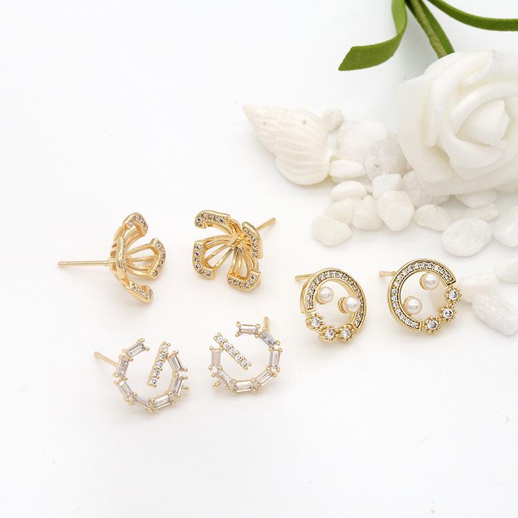 

Korean Style 925 Silver Zircon G-shaped Stud Earrings