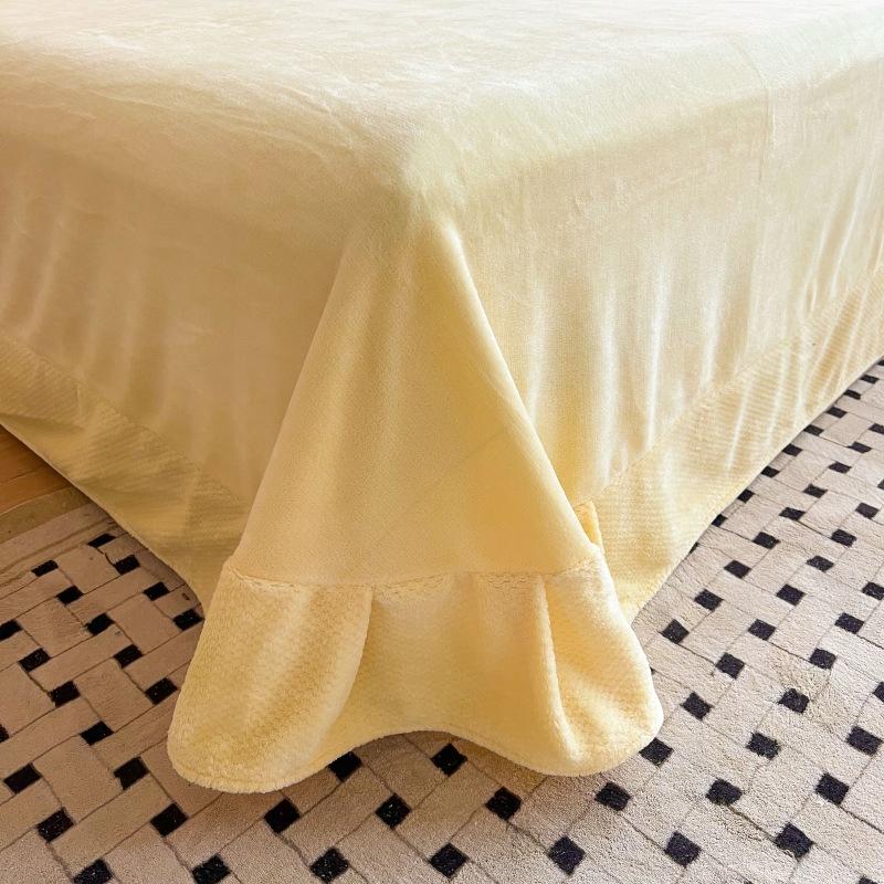 Jacquard Milk Velvet 4-Piece Winter Thickened Coral Velvet Quilt Cover