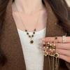 Retro Tiger Eye Flower Pendant Light Luxury Clavicle Necklace