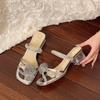Fairy Wind Flower Cover Toe Cool Slippers Women Summer Wear 2025 New Temperament Crystal Thick Heel Toe Sandals