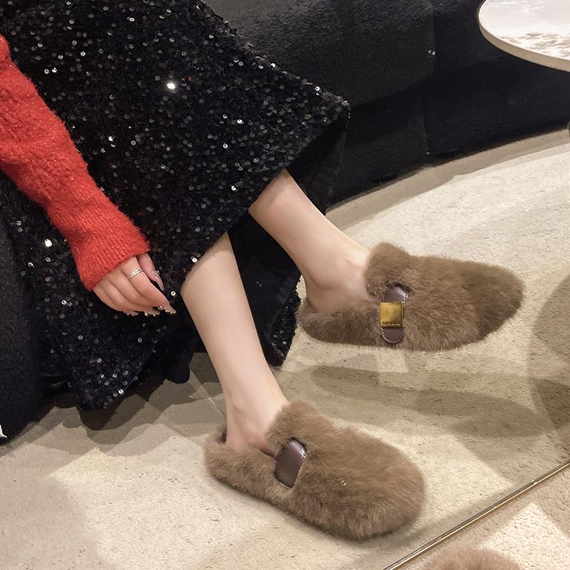 Fashion 2025 Winter Fluffy Fur Slippers Women Platform Female Footwear Loafers Fur Casual Slides Autumn Comfort Home Shoe
