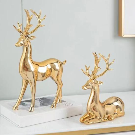 Yousheng 1 Pair Christmas Electroplating Golden Reindeer Statue Standing Sitting Elk Figurine Deer Sculpture Home Office Desktop Decoration Ornament