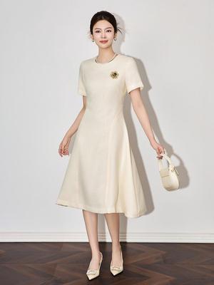 Elegant Spring Linen Dress - Women's Waist-Hugging, Refined Fashion