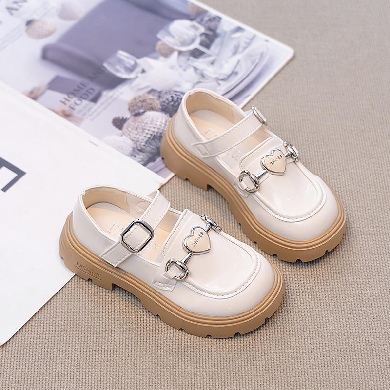 Girls Platform Mary Jane Shoes Children Heart Buckle Strap Thick Heels Pumps Woman Black Patent Leather Lolita Shoes kids loafer