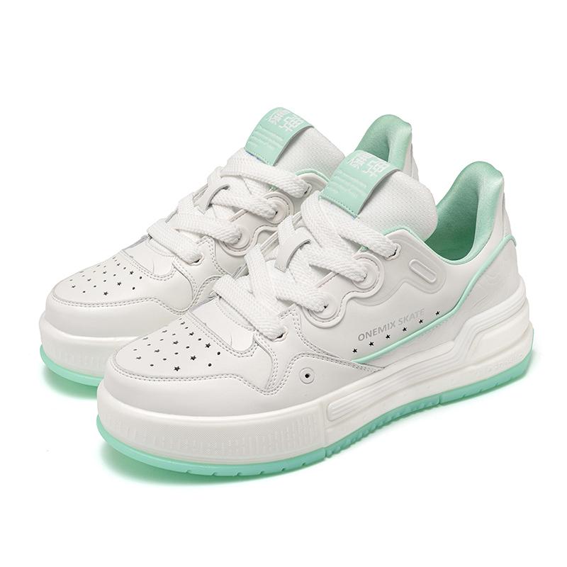 ONEMIX brettsko for menn og kvinner, pustende og støtdempende brødsko utendørs med tykk såle, allsidig og lett