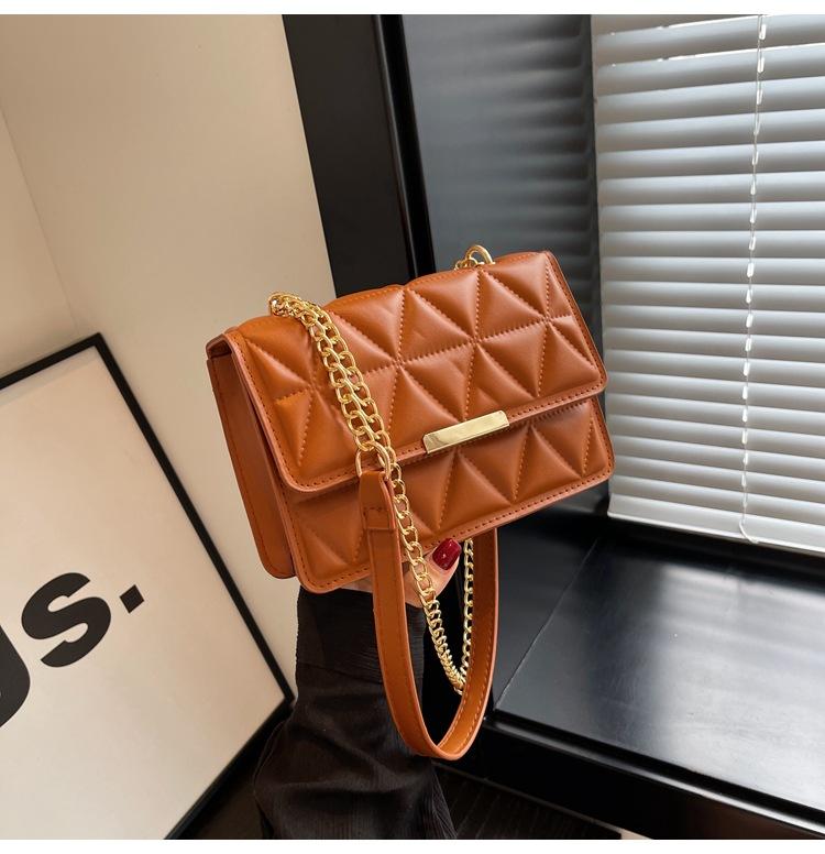 

Вышивка нитью клетка новый модный летний простой модный цепь портативный на плечо маленькая квадратная сумка женская коричневый