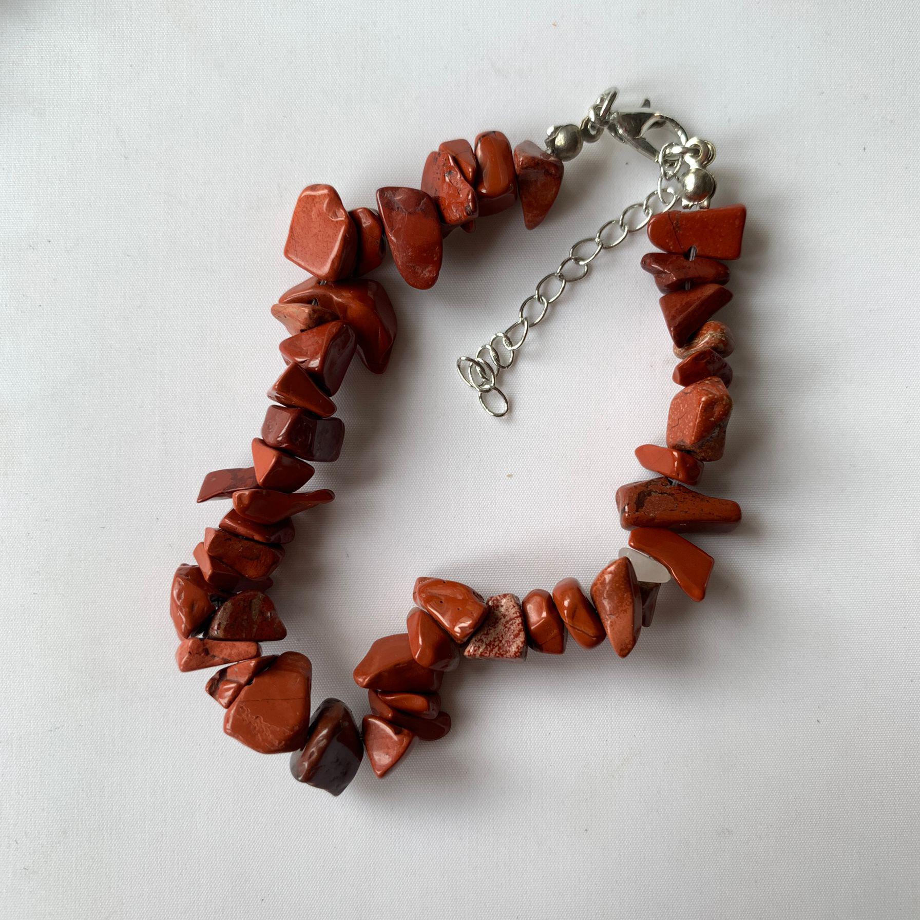 

Семикольоровий чокер з натурального кришталю з подрібненого каменю - Намисто в пляжному стилі для весни/літа