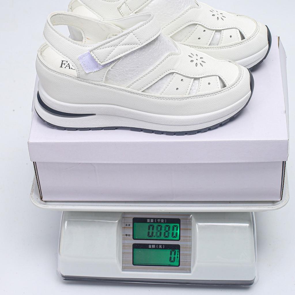 Large size sandals spring new European, American and Roman hollow Velcro code