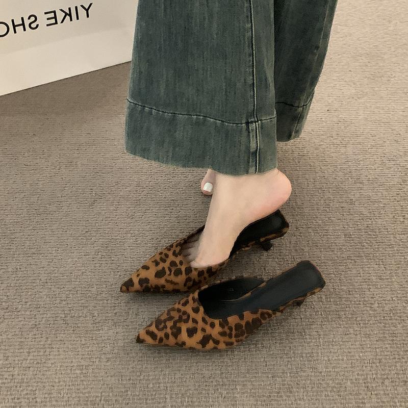 Designer Spitzschuh Leopard Damen Pantoletten Hausschuhe Mode Flache Slipper Lässige Niedrigabsatz Damen Pantoletten