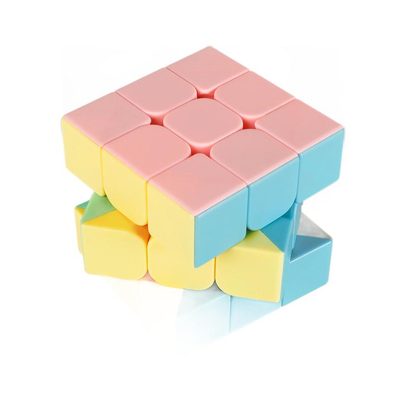 

Красочный трехслойный обучающий магический кубик для детей - уровень для начинающих