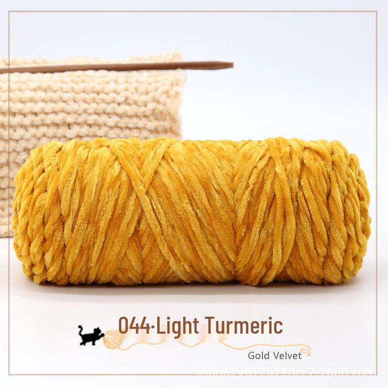 Golden Chenille Silk Velvet Yarn: Medium-Thick Polyester Yarn for Scarves, Glossy Velvet Crochet, and Wool Knitting Projects.