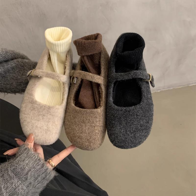 Fashion 2024 Fashion Woman Casual Shallow Winter Warm Plush Loafers Women Baotou Comfortable Design Flats sneakers Zapatos De Mujer