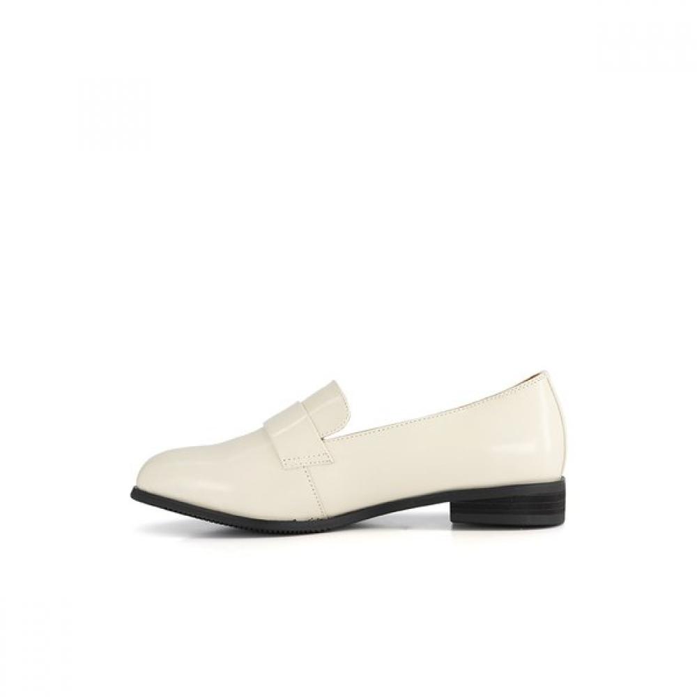 Tandy Women S loaferS  Ivory  J1446v 