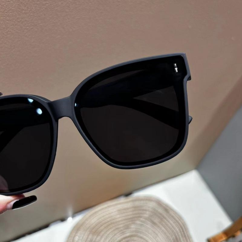 New Retro Square Sunglasses for Men Women UV400 Outdoor Driving Sports Shades Fashion Eyewear