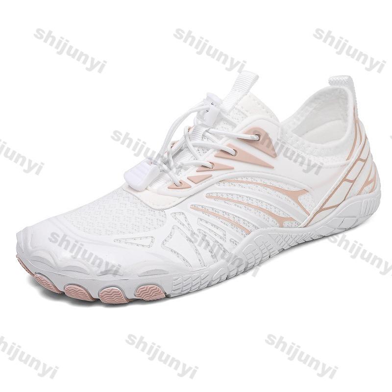 Outdoor Lovers Shoes 2026 New Summer Lace Up Quick Drying Beach Shoes Woman Lightweight Comfortable Non Slip Men Board Sneakers