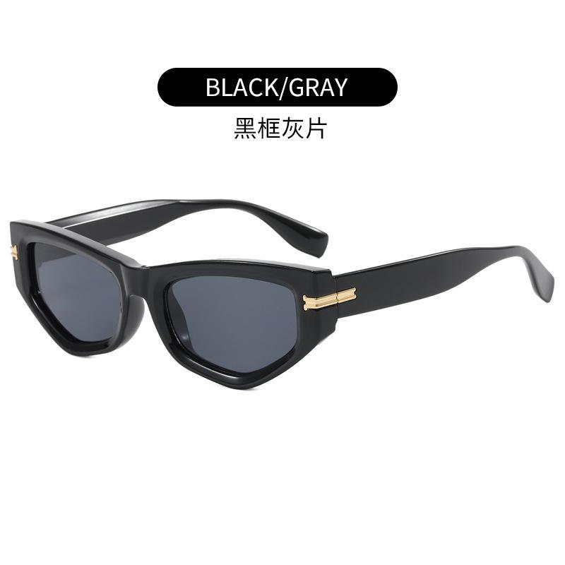 Vintage Cat Eye Sunglasses for Women Man Retro Fashion Cat Eye Sun Glasses Anti-UV Travel Eyewear UV400 Shades