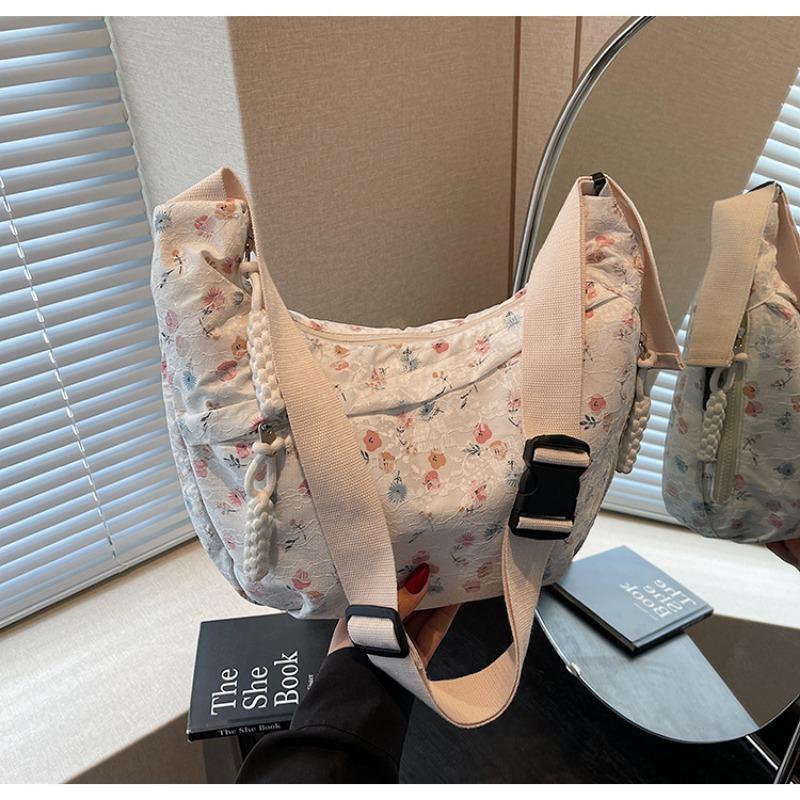 

Small fresh and simple floral pleated tote bag, sweet wind in spring and summer, large capacity