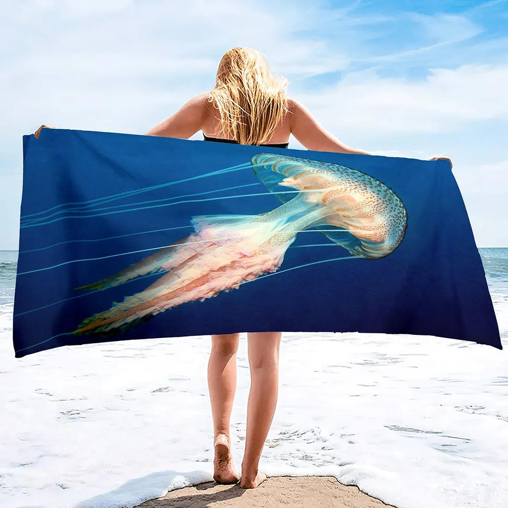Jellyfish Printed Soft Beach Towels Super Absorbent, Quick Dry Decorative Pool Towels Lightweight Compact Beach Accessories