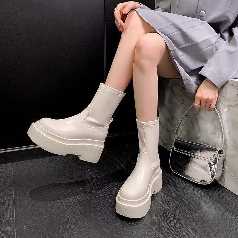 Foreign Thick-soled Martin Boots Korean Version of Fashion Boots 2025 New Autumn and Winter Fashion Versatile Small Slim Short Boots Women