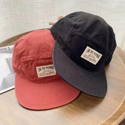 New Adjustable On The Moment Letter Hat Solid Color Soft Label Short Brim Hat Ventilate Breathable Baseball Cap Beach