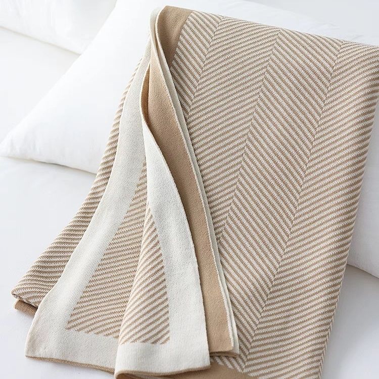 Nordic Minimalist Knitted Summer Nap Air-Conditioning Throw Blanket Bed Runner Drape Yarn Blanket Sofa Throw