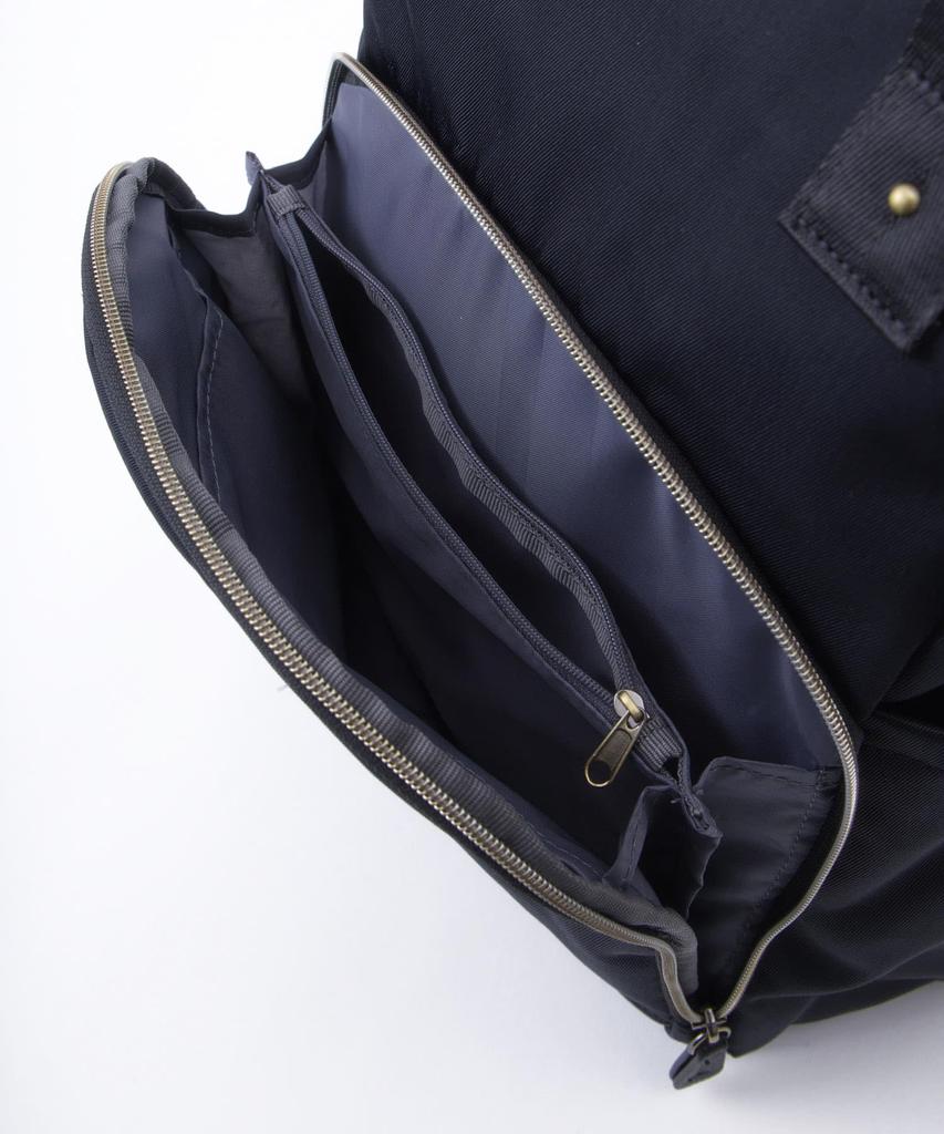 ECLAIR Backpack, A4 Size, Water-Repellent, 10 Pockets, Studs, Multifunctional
