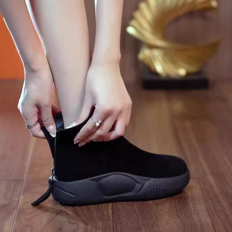 Soft Leather Short Boots Women's 2025 Autumn and Winter New Rear Zipper Casual High-top Shoes Super Soft Super Comfortable Flat Martin Boots