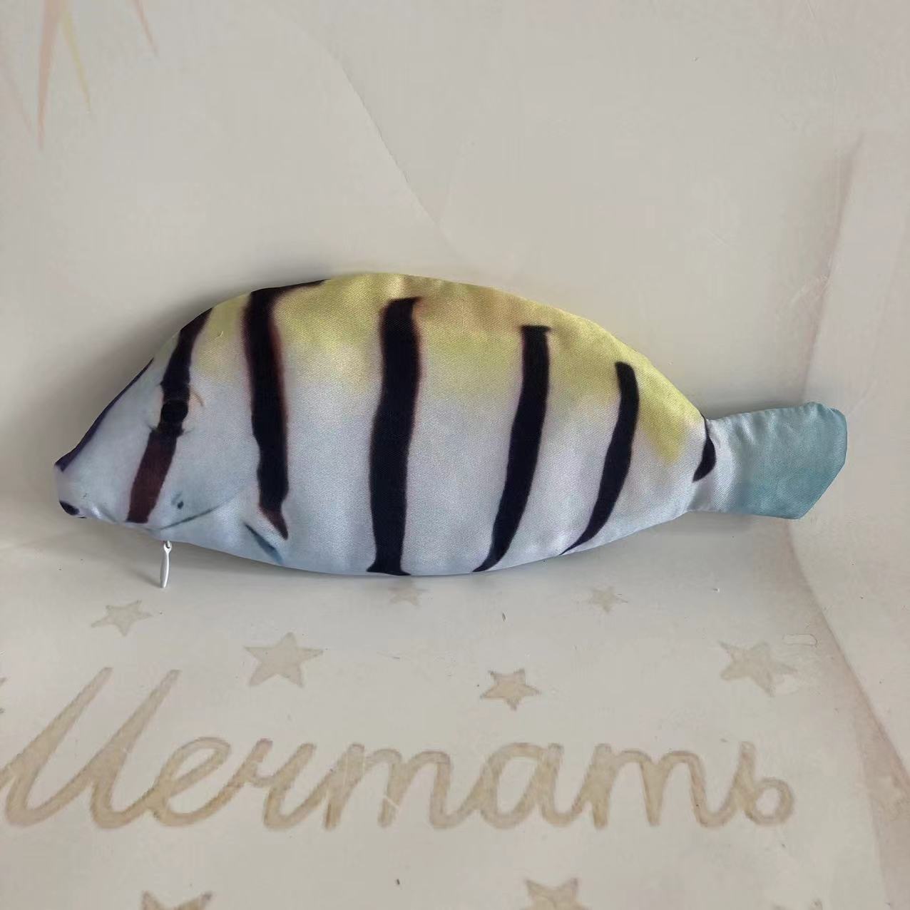 

Творческая имитация личности забавный подарок имитация рыбы ручка сумка имитация карпа канцелярская сумка