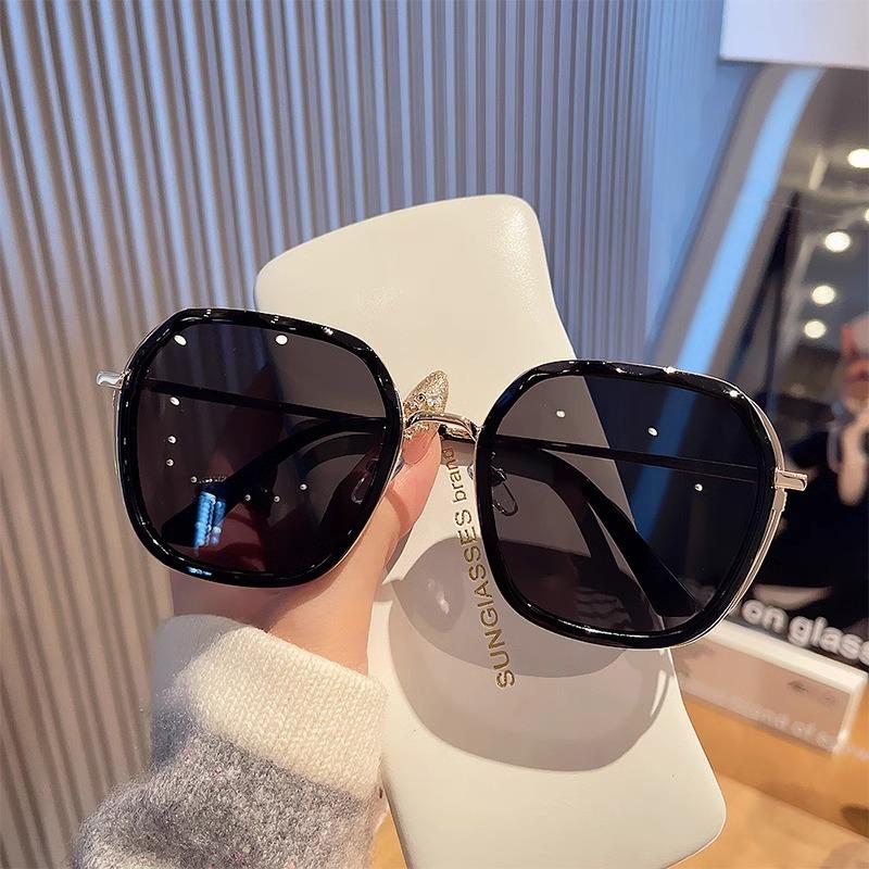 Korean Polarized Sunglasses Women's Trendy Large Frame Retro Sunglasses Women's Glasses Women's High-end Polarizers