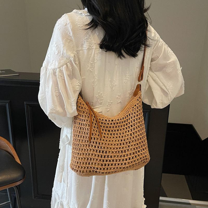 Summer Casual Straw-woven Large-capacity Underarm Bag Women's 2026 New Mori Literary and Artistic Lazy Wind One-shoulder Messenger Bag