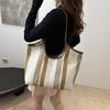 Chic Large Capacity Tote Bag For Women Stylish Everyday Use Versatile Canvas Handbag