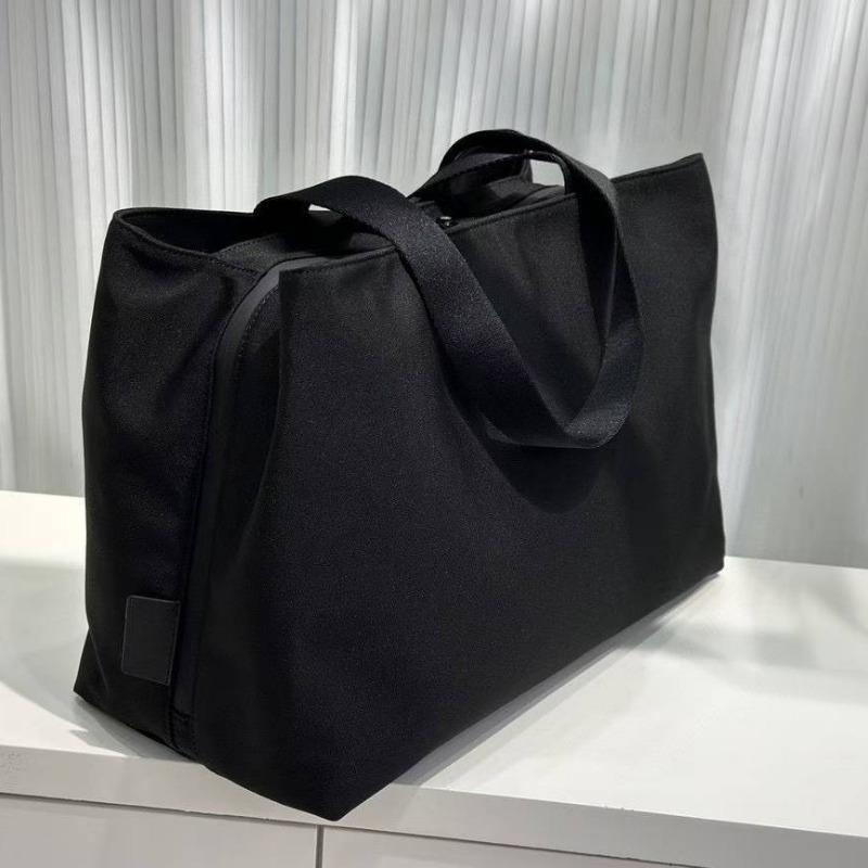New Big Tote Spring and Summer New Waterproof Nylon Tote Bag Women's Large-capacity Wind Portable Travel Bag