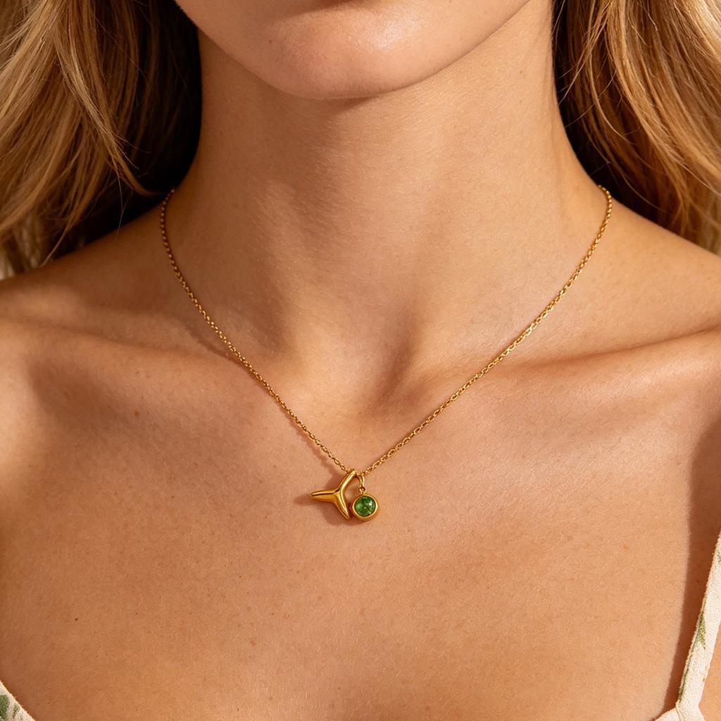 Cute Gold Color Snail Necklace For Women Exquisite Stainless Steel Animal Jewelry Hypoallergenic Minimalist Daily Wear Gift