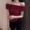 Sexy and Hot One-Shoulder Top with Pleated Design That Reveals Collarbones, Sweet and Spicy Style, Slim Fit, Off-Shoulder, Unique Women's T-Shirt