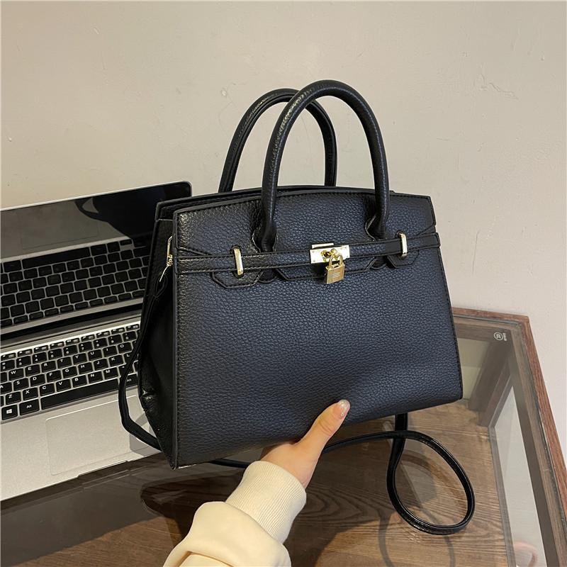 New High-end Lychee Pattern Small Lock Platinum Bag Portable Shoulder Oblique Span Trendy Women's Bag