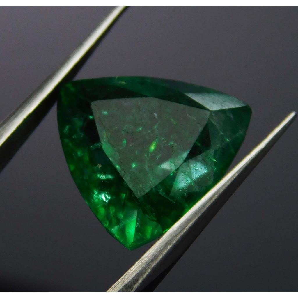 Green Emerald CERTIFIED 7 Ct Trillion Cut Natural Loose Gemstone Ring Size