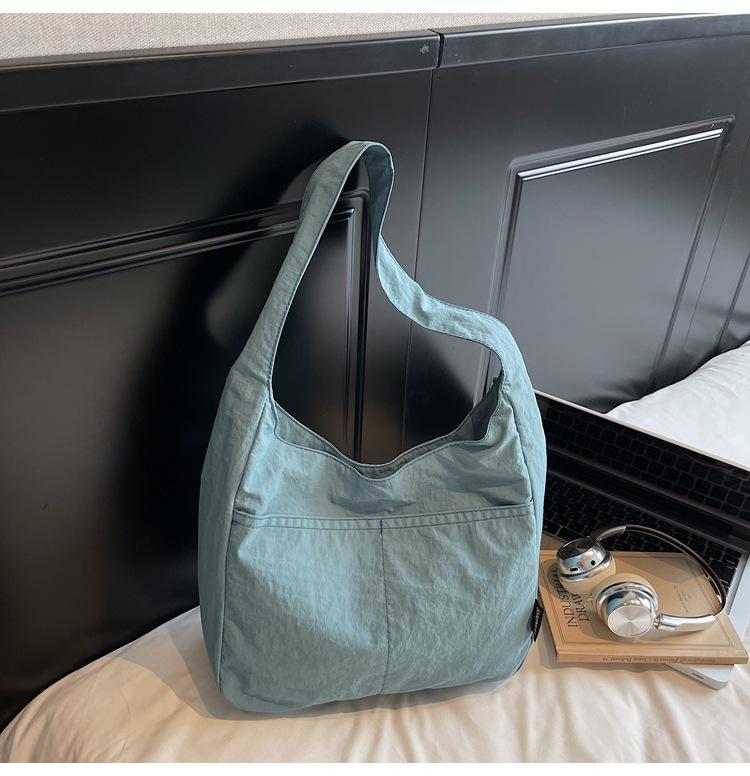 Japanese Solid Color Messenger Bag Waterproof Nylon Bag Female Student Class Shoulder Bag Large Capacity Light Commuter Cloth Bag