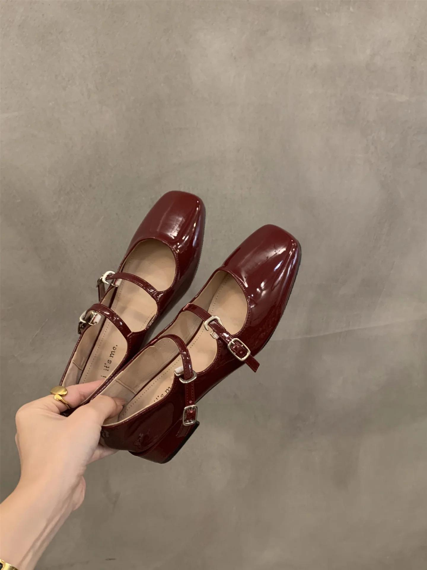 

Mary Jane Shoes for Women 2025 Retro Medium Heel Women s Single Shoes Fashion Gloss Soft Comfort Ballet Shoes Zapatos De Mujer 35