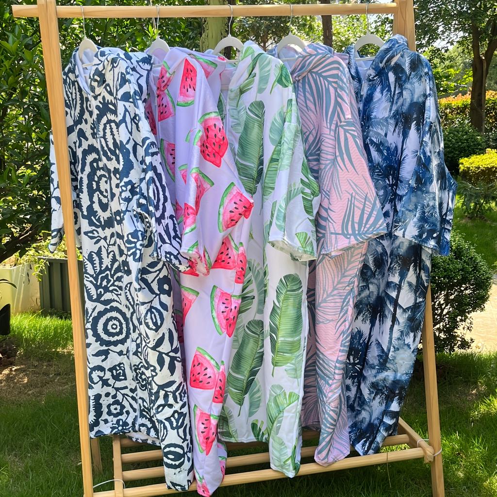 Erwachsenen Badeponcho mit Kapuze, Schwimm- und Strandtuch, Mit Reißverschluss, Geeignet für Schwimmen und Strandurlaube
