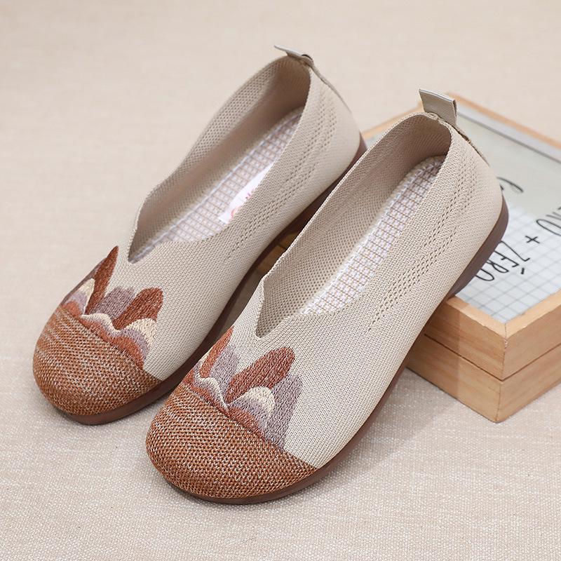 Women's Embroidered Summer Flat Shoes - Breathable, Soft Sole for Comfort