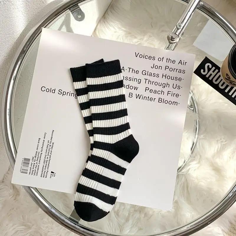Women Socks Autumn Simple Casual Black White Striped Pile Socks For Girls Breathable Middle Tube Letter Embroidery Cotton Soft